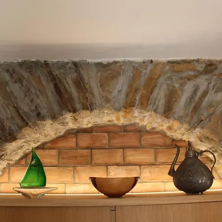 Casa Camelia Воластра