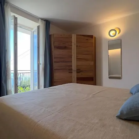 Апартаменты Casa Camelia Воластра