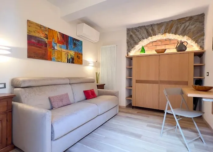 Casa Camelia * Volastra