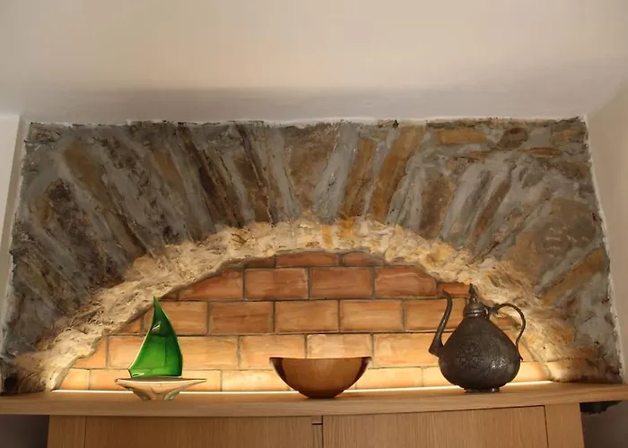 Casa Camelia Volastra